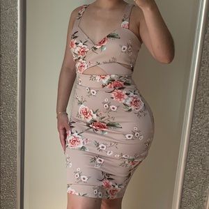 A’gaci Floral Elegancy Dress